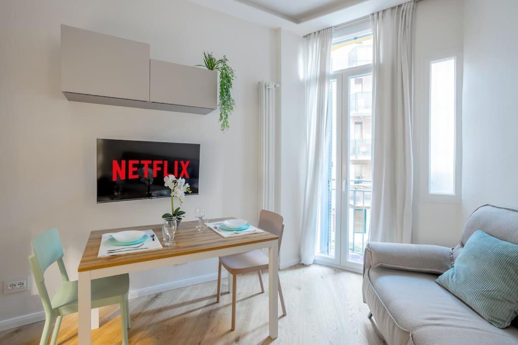 Duomo-Fiera Mi Master Suite Design Wifi+Netflix Milan Bagian luar foto